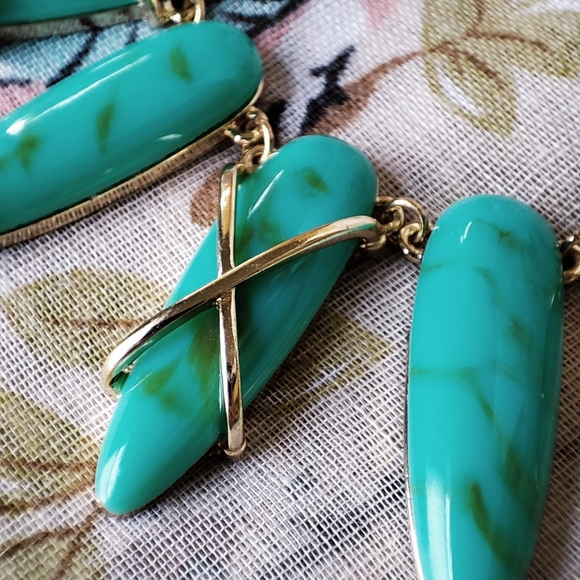 Sugarfix Sugar Fix Faux Turquoise Gold Tone Green Statement Necklace NWOT - Picture 7 of 10